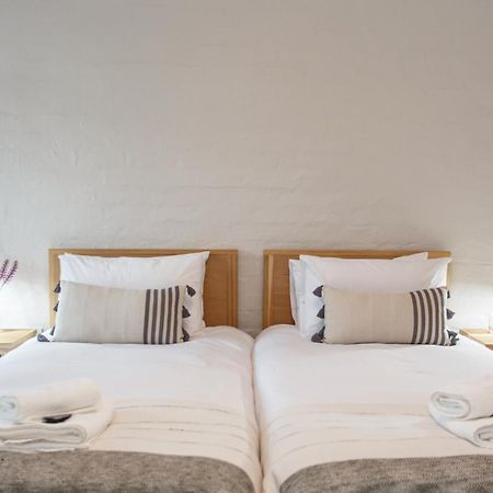 Raw Karoo Guest House Oudtshoorn Bagian luar foto
