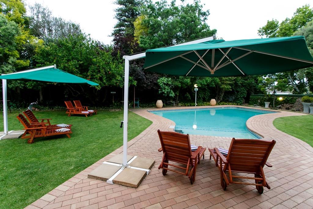 Raw Karoo Guest House Oudtshoorn Bagian luar foto