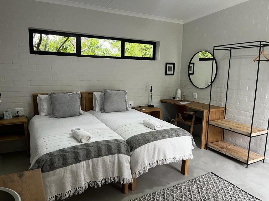 Raw Karoo Guest House Oudtshoorn Bagian luar foto